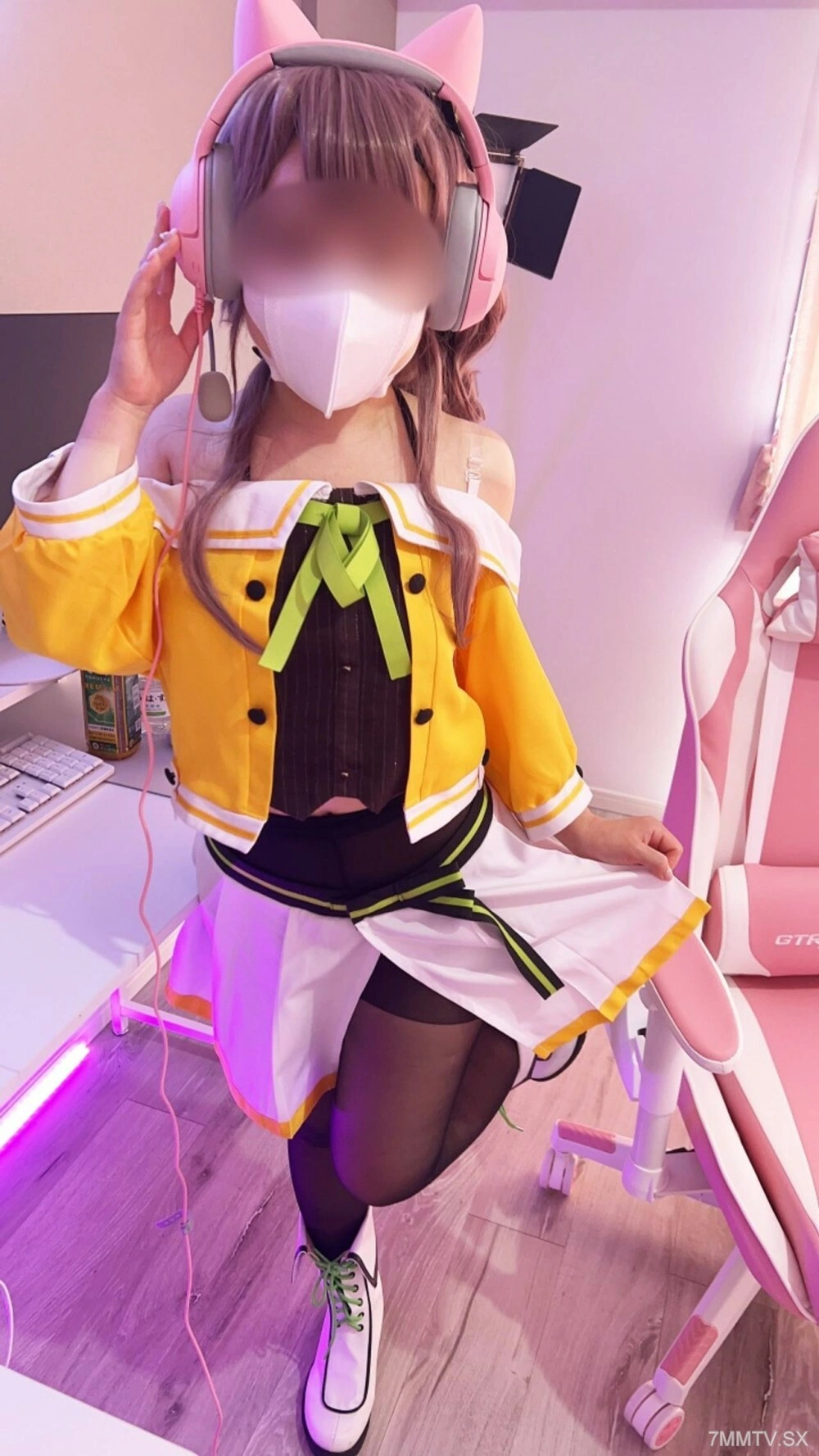 FC2-PPV-4530769 VTUBER NATSURI MAORI แผนก Achan ของ FCUP